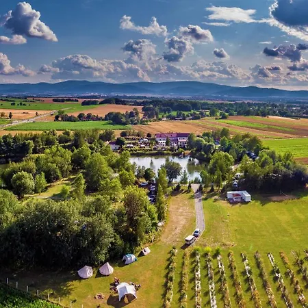 Camping Forteca, Sloneczne Rekreacyjne Z Kuchnia & Lazienka *