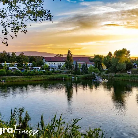Forteca, Sloneczne Rekreacyjne Camping Uciechow